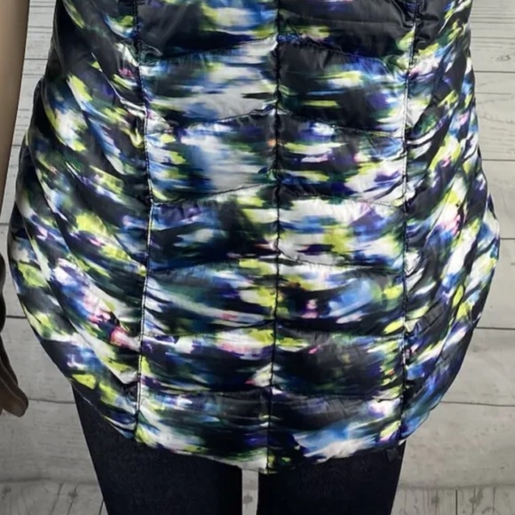 Tangerine Watercolor Floral Down Puffer Vest - Picture 11 of 12